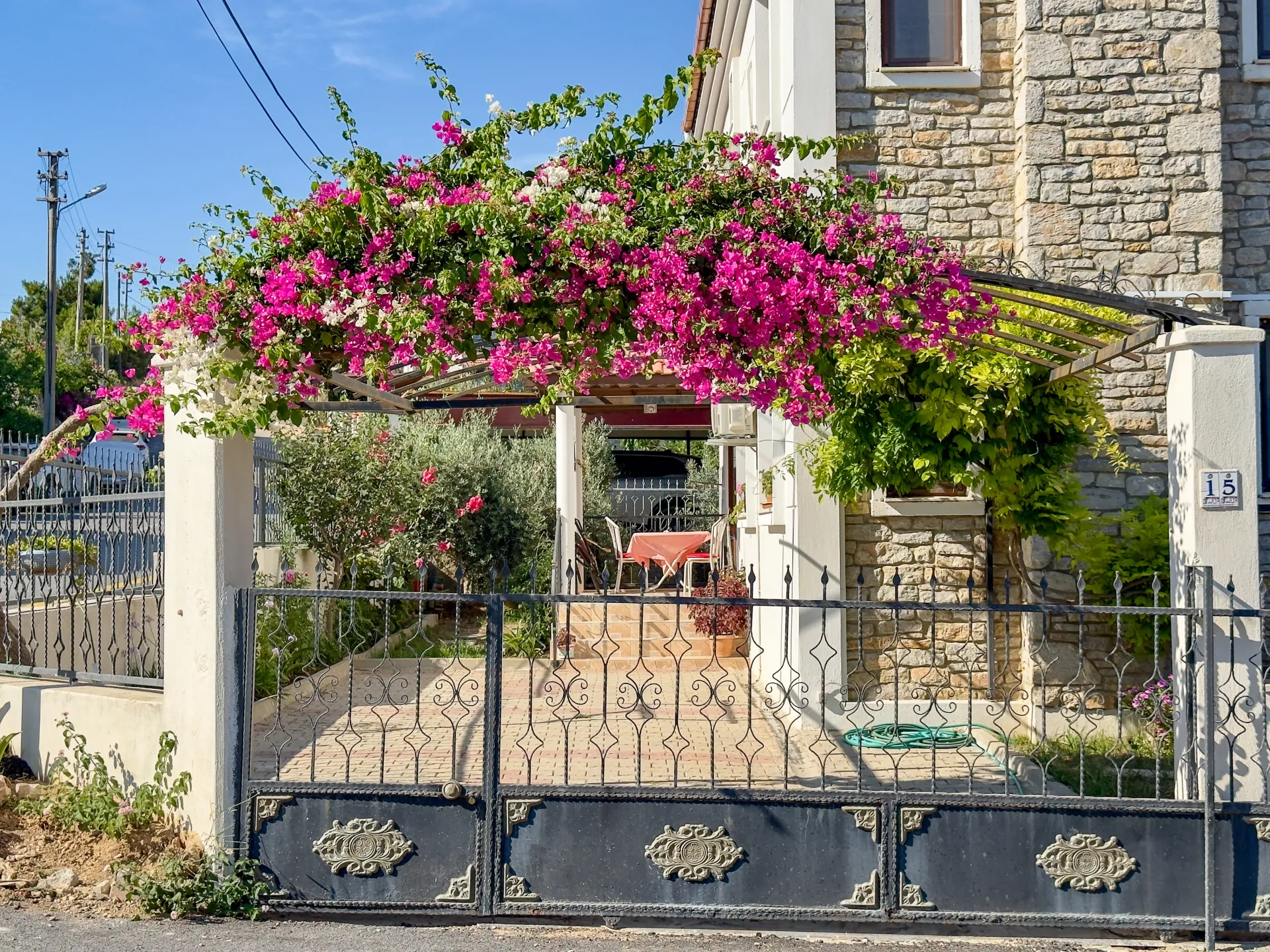 Villa Aksu
